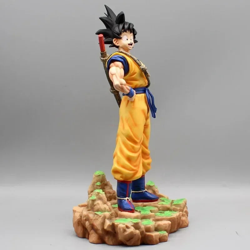 Dragon Ball - Dream Sun Goku (Super Saiyan) Coleção - 2 Modelos (28,5cm e 32cm)